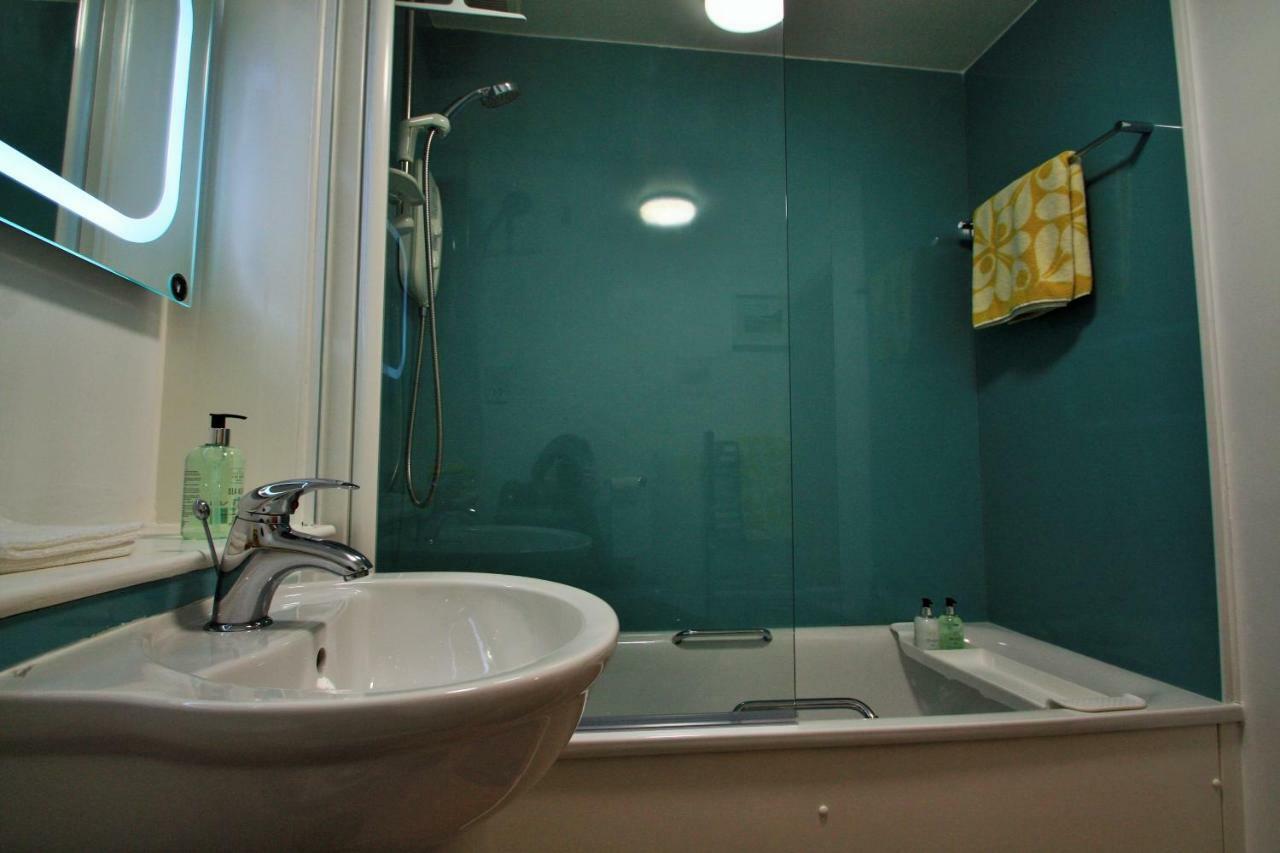 Riverside Apartment Inverness Bagian luar foto